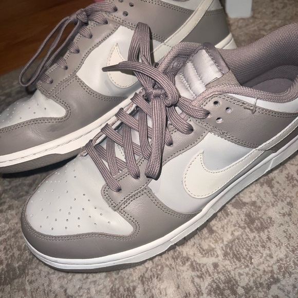 Women’s Dunk Low ‘Moon Fossil’ - Picture 3 of 10